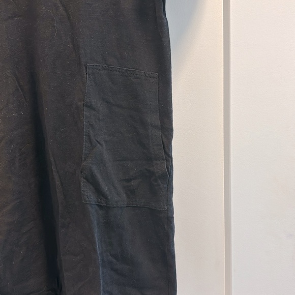 Clarisbelle Black T-Shirt Dress with Pockets - Picture 3 of 6